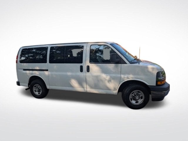 2019 Chevrolet Express 3500 LT Passenger