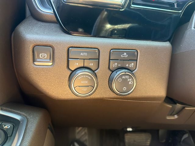 2024 Chevrolet Silverado 1500 LT LT1