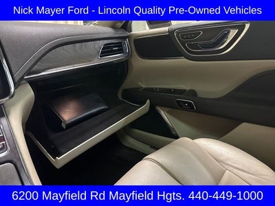 2017 Lincoln Continental Select