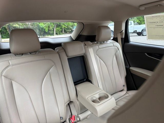 2022 Lincoln Nautilus Standard