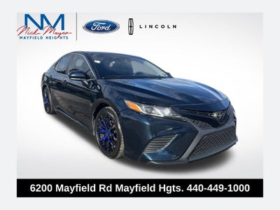 2020 Toyota Camry SE