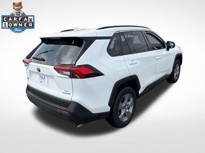 2022 Toyota RAV4 Hybrid LE
