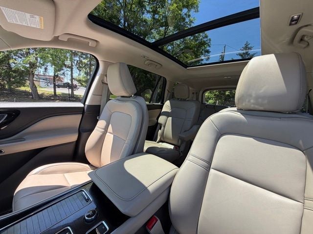 2022 Lincoln Aviator Standard