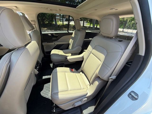 2022 Lincoln Aviator Standard