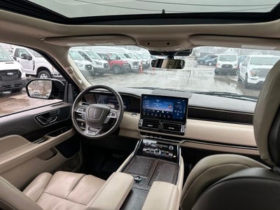 2024 Lincoln Navigator Premiere