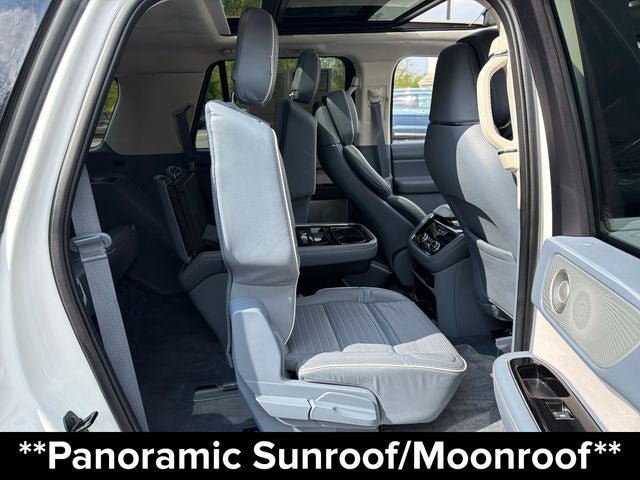 2021 Lincoln Navigator L Black Label