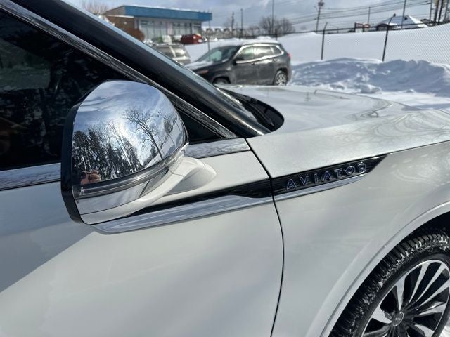 2022 Lincoln Aviator Plug-In Hybrid Black Label Grand Touring