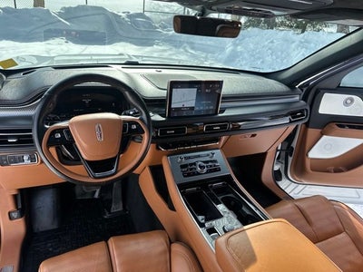 2022 Lincoln Aviator Plug-In Hybrid Black Label Grand Touring