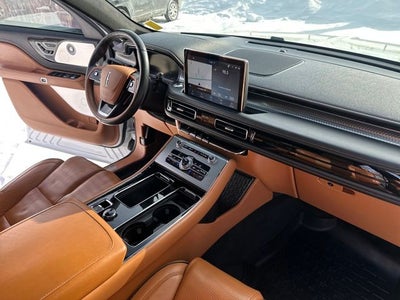 2022 Lincoln Aviator Plug-In Hybrid Black Label Grand Touring