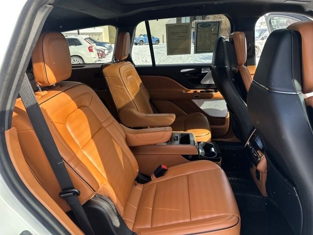 2022 Lincoln Aviator Plug-In Hybrid Black Label Grand Touring