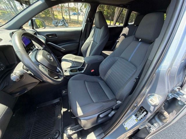 2023 Toyota Corolla Cross Hybrid SE