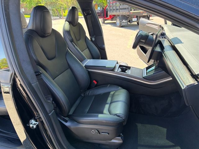 2022 Tesla Model X Base