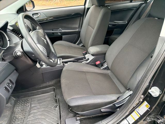 2016 Mitsubishi Lancer ES