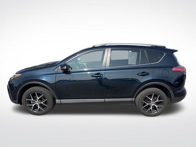 2017 Toyota RAV4 SE