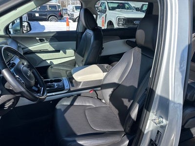 2022 Kia Carnival LXS