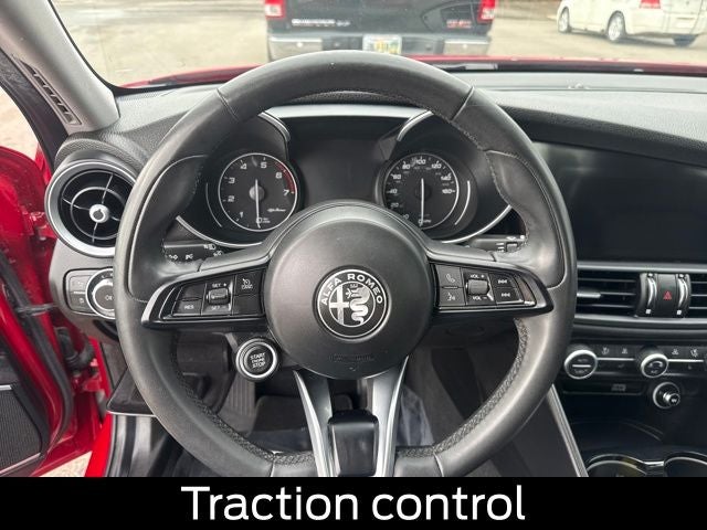 2021 Alfa Romeo Giulia Base