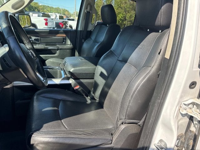 2017 RAM 1500 Laramie Crew Cab 4x4 5'7" Box