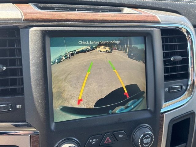 2017 RAM 1500 Laramie Crew Cab 4x4 5'7" Box