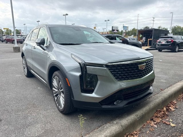 2025 Cadillac XT4 Premium Luxury