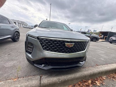 2025 Cadillac XT4 Premium Luxury