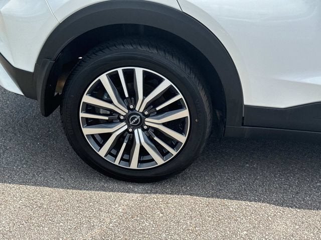 2024 Nissan Kicks SV Xtronic CVT