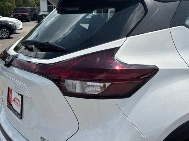 2024 Nissan Kicks SV Xtronic CVT