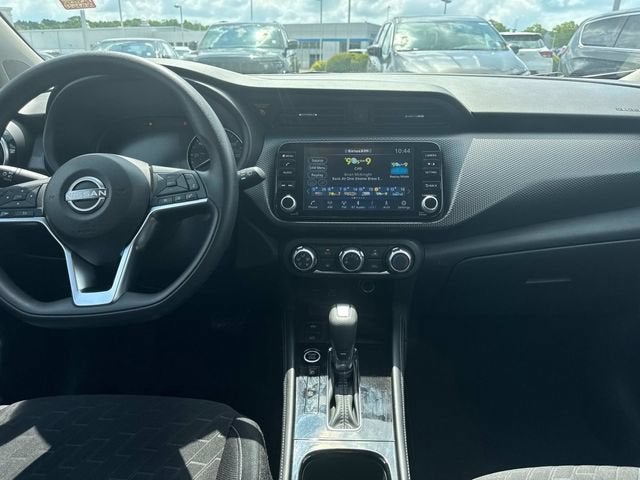 2024 Nissan Kicks SV Xtronic CVT