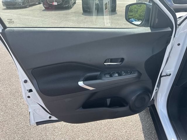 2024 Nissan Kicks SV Xtronic CVT