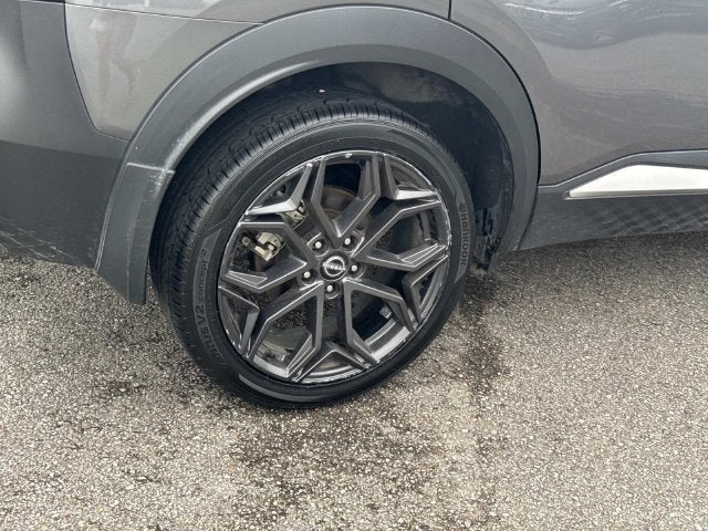 2025 Nissan Kicks SR FWD