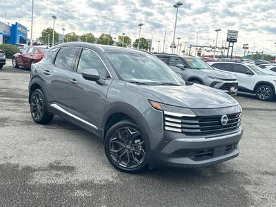 2025 Nissan Kicks SR FWD