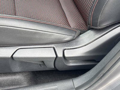 2025 Nissan Kicks SR FWD