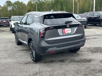 2025 Nissan Kicks SR FWD