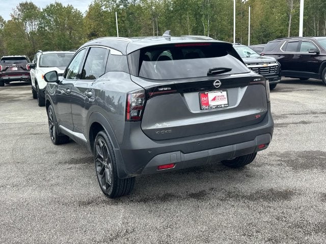 2025 Nissan Kicks SR FWD