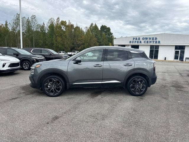 2025 Nissan Kicks SR FWD