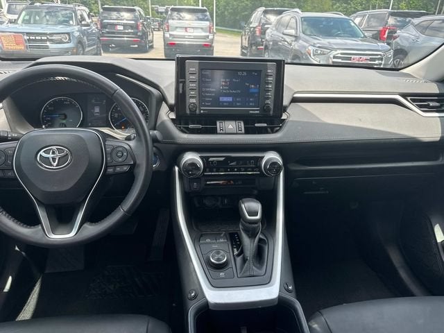 2022 Toyota RAV4 Hybrid XLE Premium