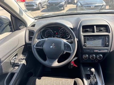 2025 Mitsubishi Outlander Sport S