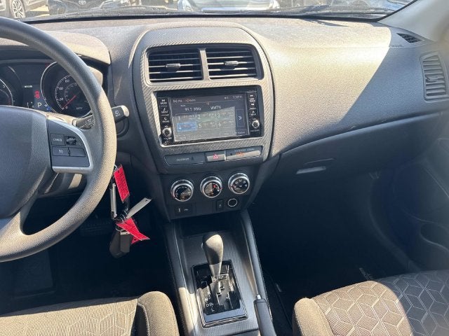 2025 Mitsubishi Outlander Sport S