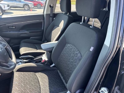 2025 Mitsubishi Outlander Sport S