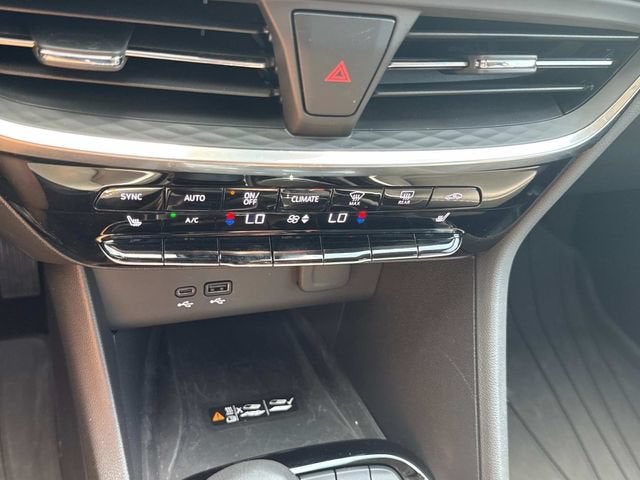 2024 Buick Encore GX Avenir