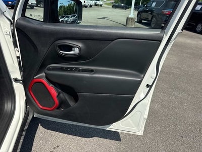 2023 Jeep Renegade Trailhawk