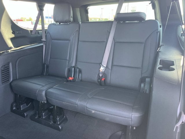 2025 Chevrolet Suburban LT