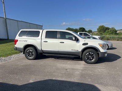 2017 Nissan TITAN PRO-4X