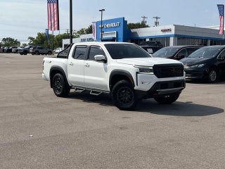 2022 Nissan Frontier Crew Cab PRO-X 4x2