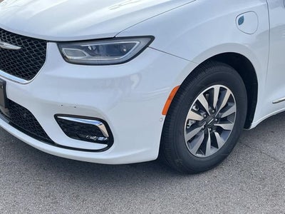 2022 Chrysler Pacifica Hybrid Limited