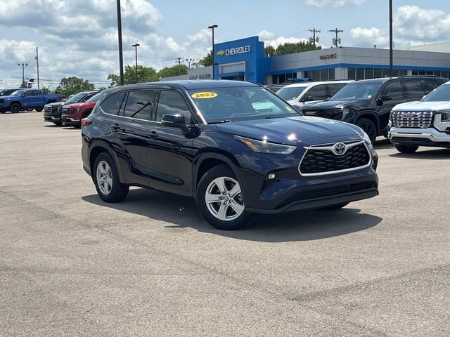 2022 Toyota Highlander LE