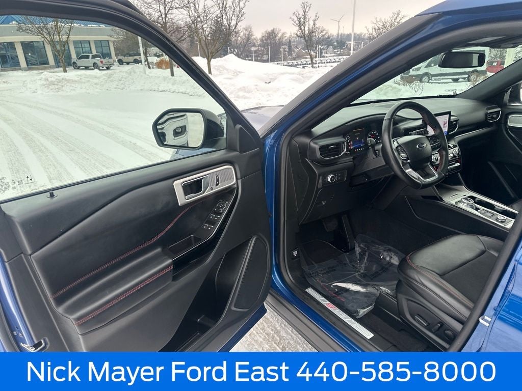2022 Ford Explorer ST-Line