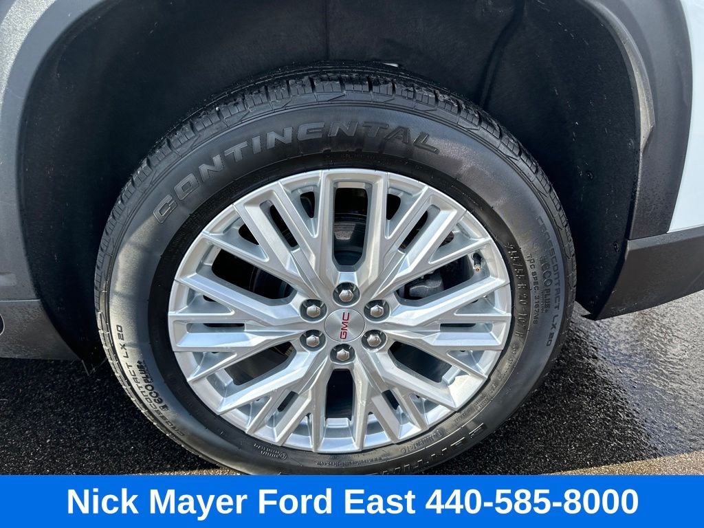 2024 GMC Acadia Elevation