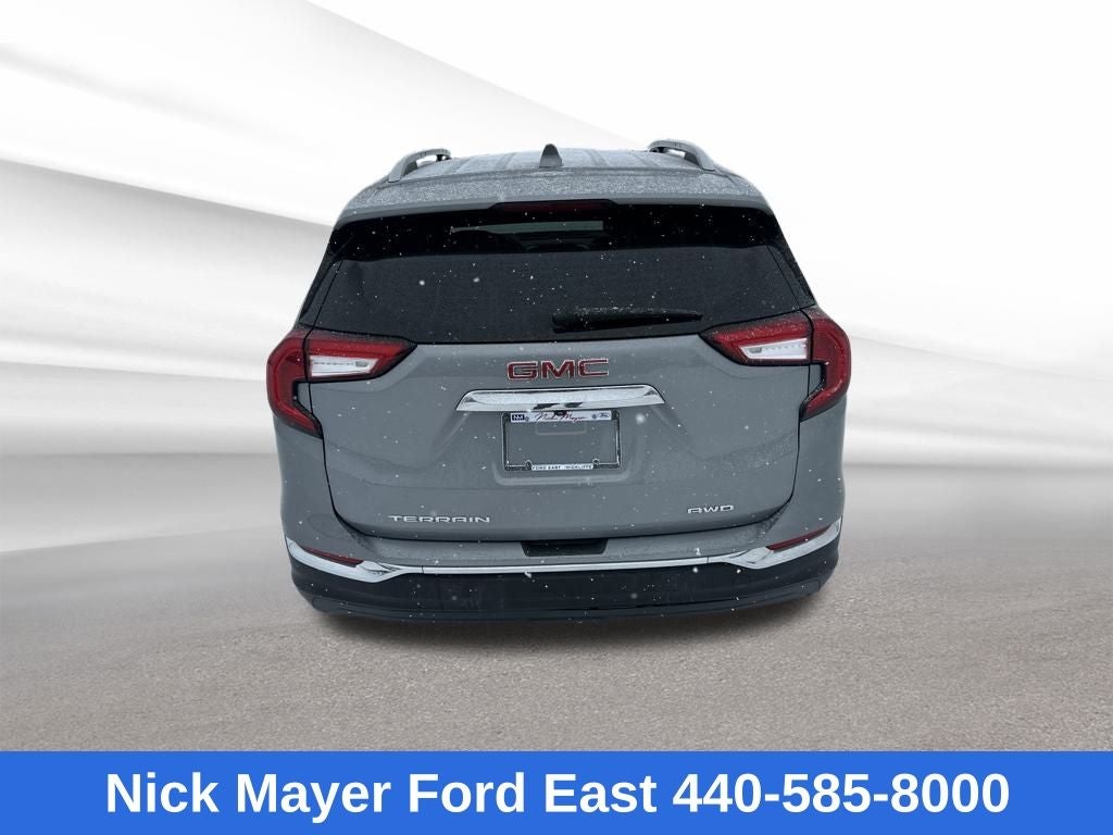 2023 GMC Terrain SLT