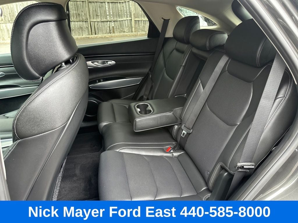 2025 Genesis GV70 2.5T SELECT