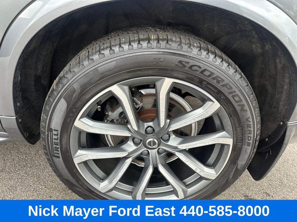 2019 Volvo XC90 T6 Momentum